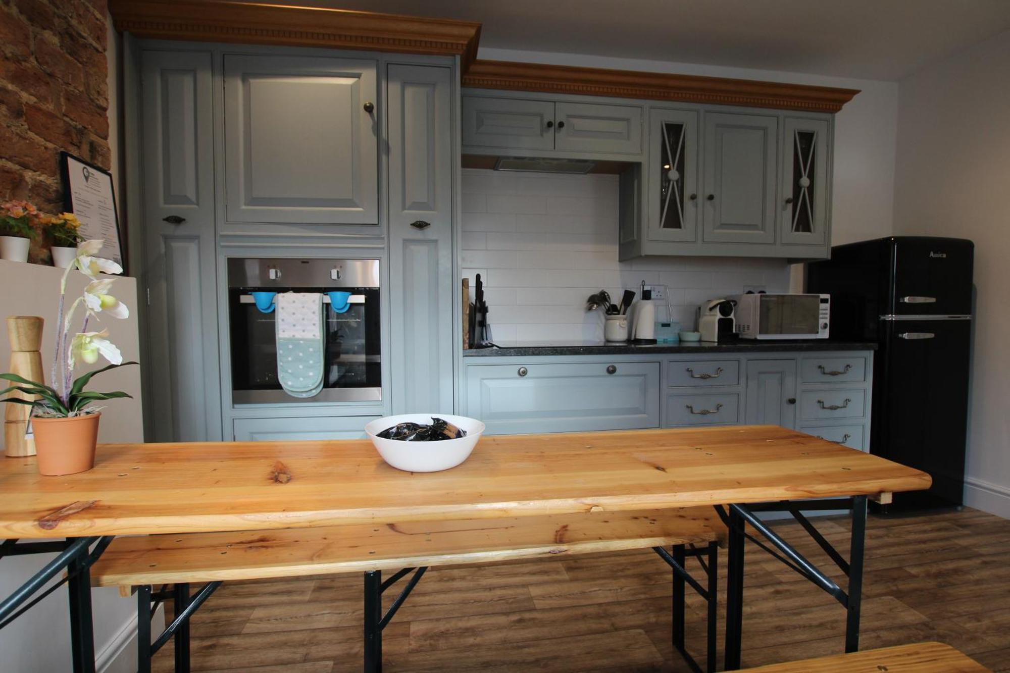 Fairways View - Spacious Apartment - Sleeps 6 - Lovely Views - By Rework Accommodation Hoylake Esterno foto